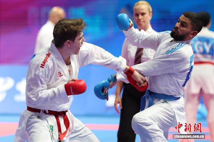 从客厅道场走向世界：阿鲁巴唯一运动员的世运