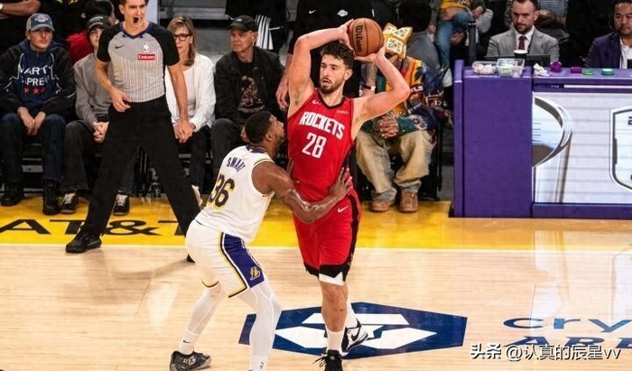 火箭队卡佩拉签约成季后赛关键保障