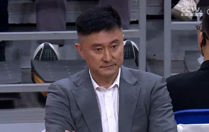 杜锋复出后广东队遭福建逆转 四连胜终结季后赛